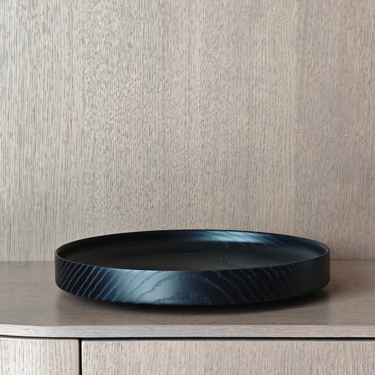 Uokso Round Platter - Black